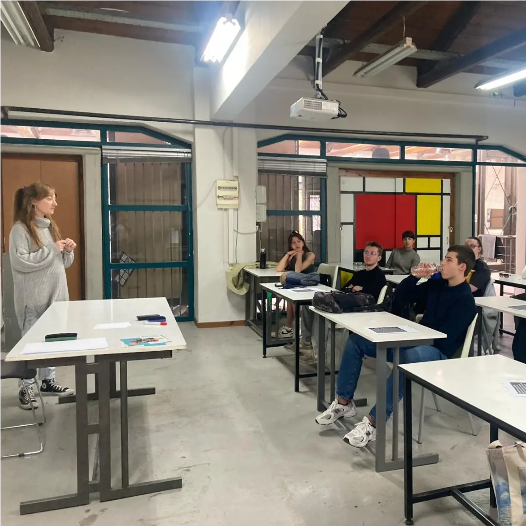 Students of 2 European Schools were trained for 2 weeks, at I.S.A.E.K. (I.I.E.K.) of Volos Municipality through Erasmus+ projects.  In addition to the mobility programs that are implemented for our students outside of Greece, ISAEK of Volos Municipality, 